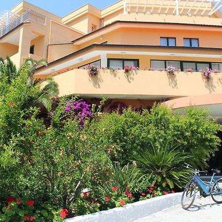 Hotel I Melograni Vieste Exteriér fotografie