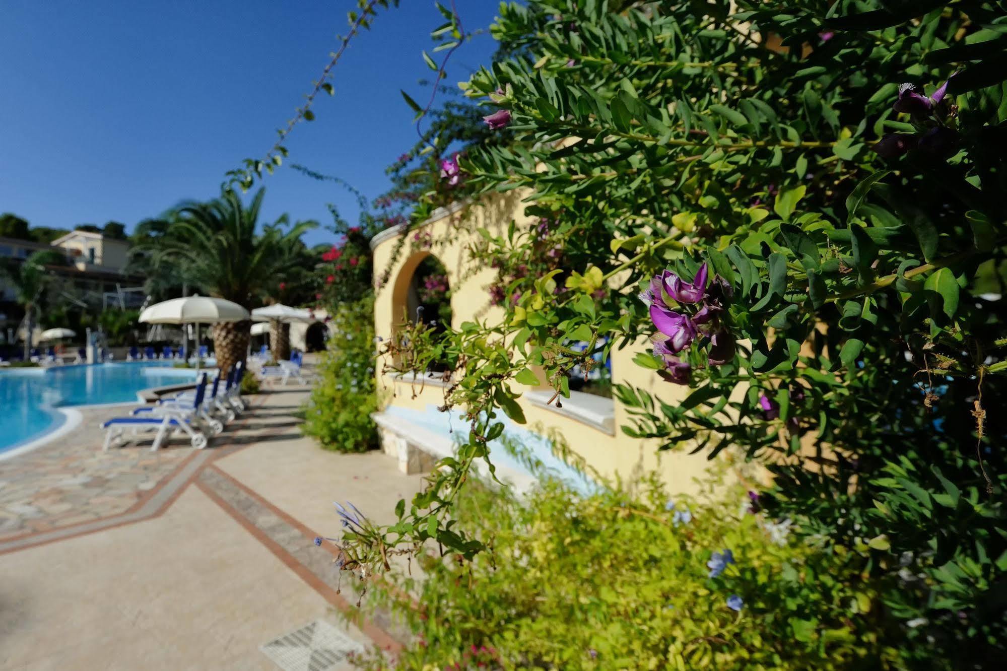 Hotel I Melograni Vieste Exteriér fotografie